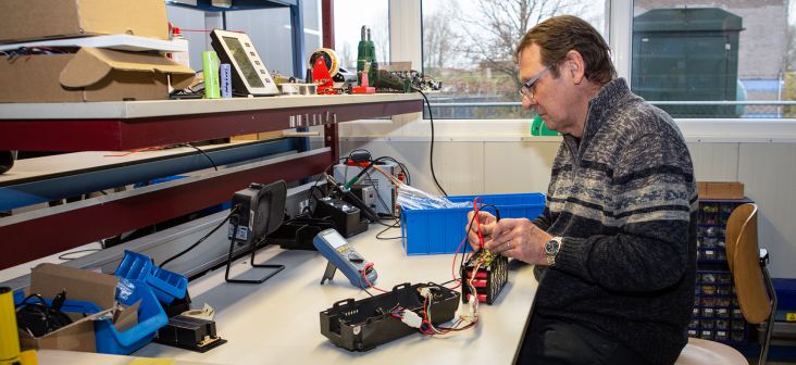 9 facts - Fact 4 - BEELD