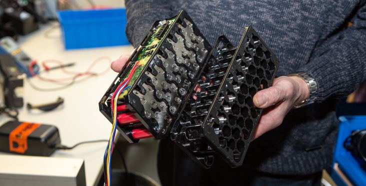 9 facts - Fact 6 - BEELD