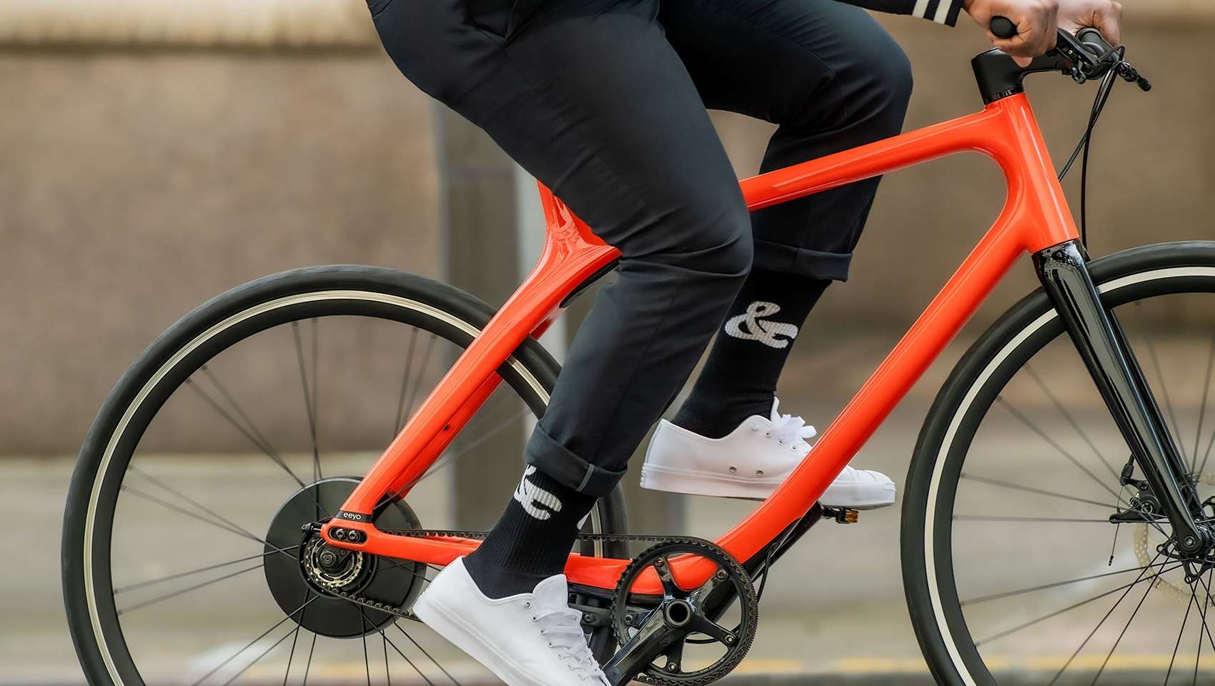 E-bikes - foto breed - Gogoro