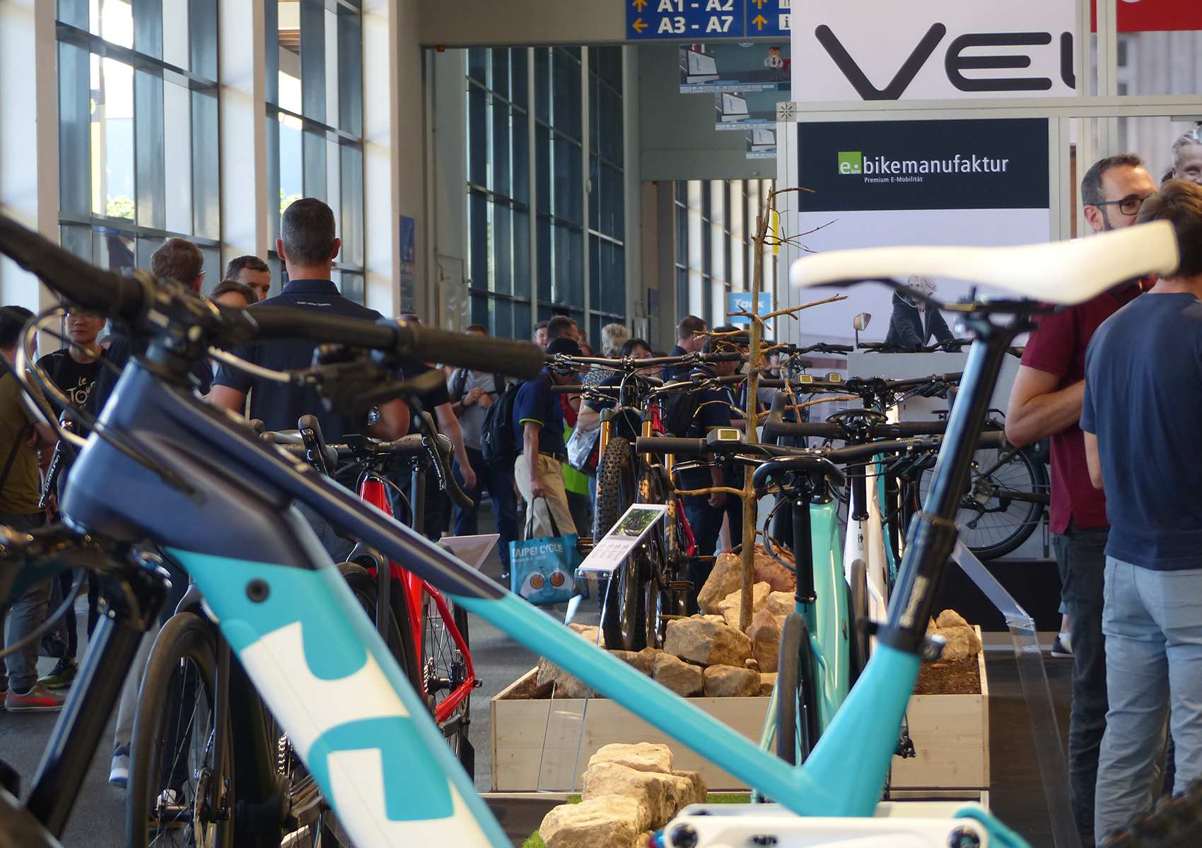 Cover foto - Frames and frame components